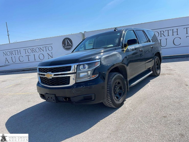 2017-chevrolet-tahoe-image-1