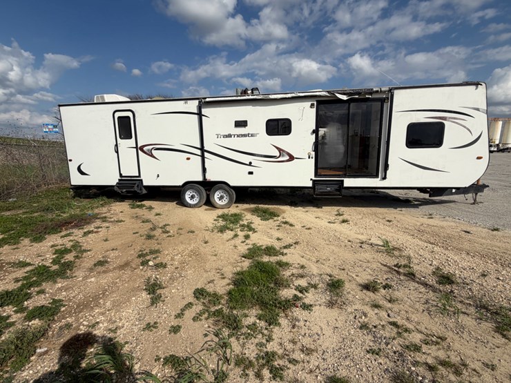 2014-gulf-stream-trailmaster-image-4