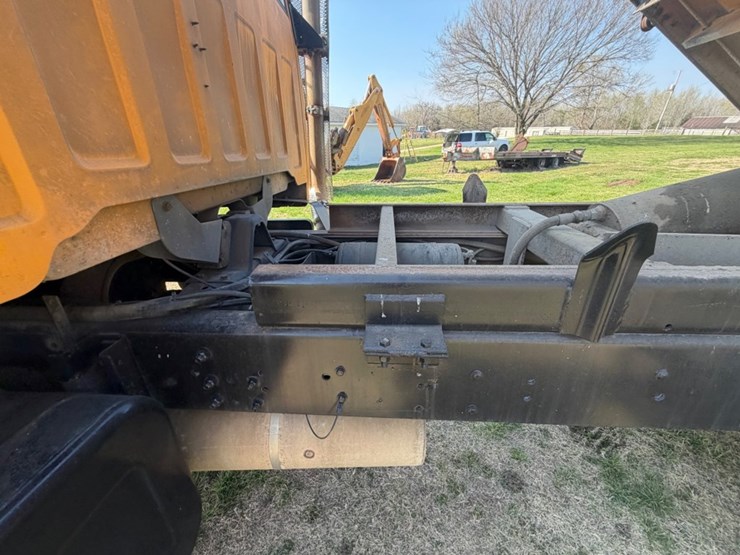 #31743-•-1996-gmc-c7h-single-axle-dump-truck-image-29