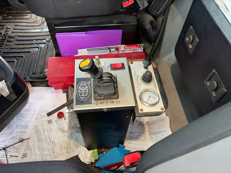 #31710-•-2019-mack-gr64f-m359-tri-axle-dump-truck-image-4