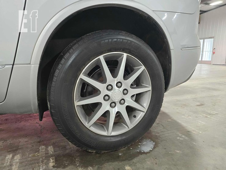 2016-buick-enclave-image-21