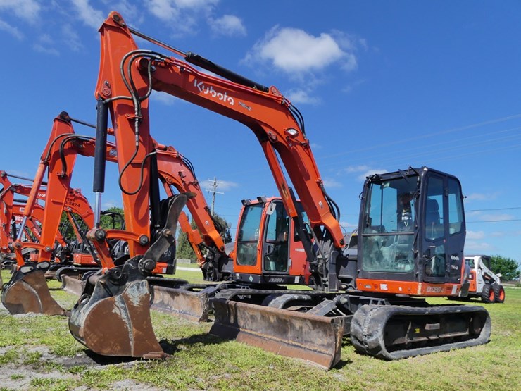 2022-kubota-kx080-4-image-1
