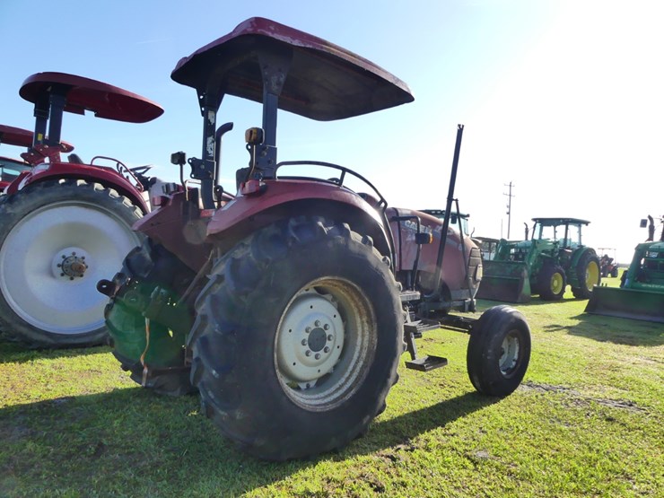 case-ih-farmall-80-image-3