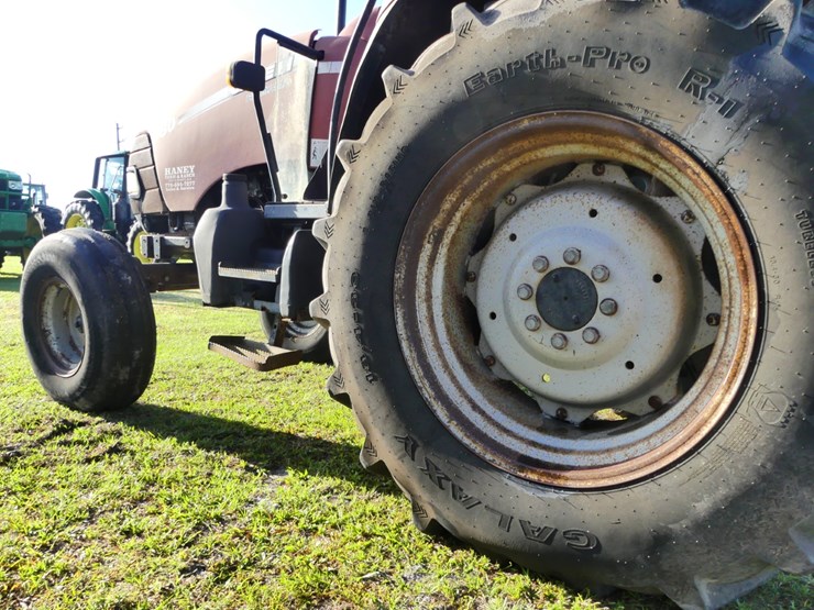 case-ih-farmall-80-image-8