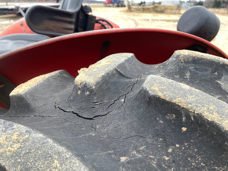 massey-ferguson-230-image-83