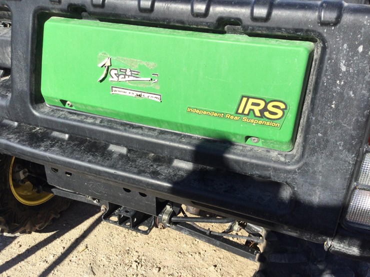 john-deere-gator-image-9