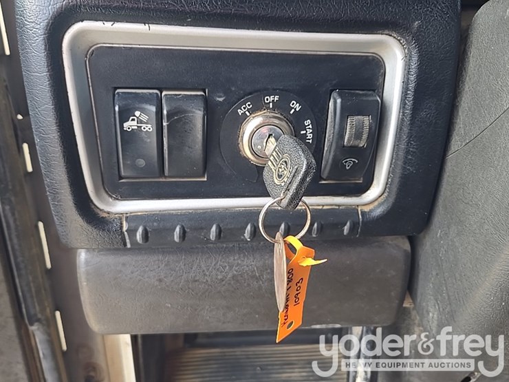 2014-kenworth-t800-image-149