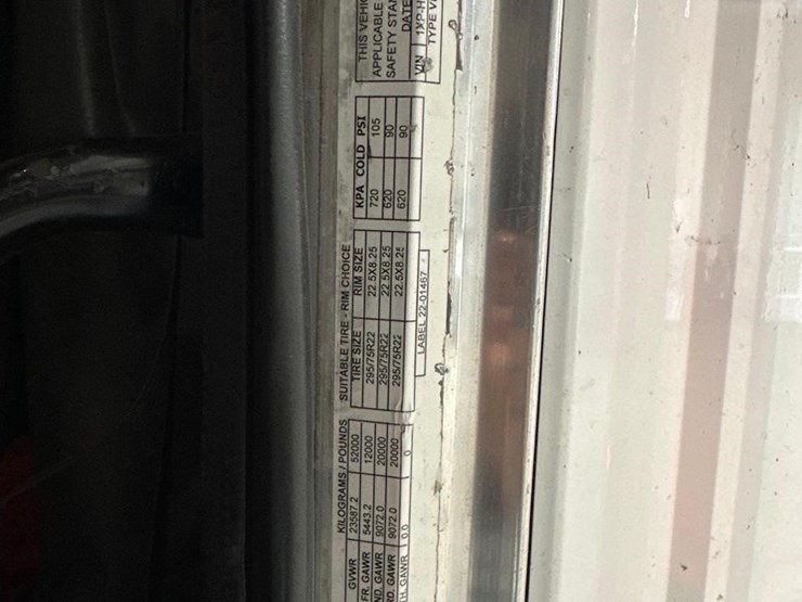 2008-peterbilt-386-image-35