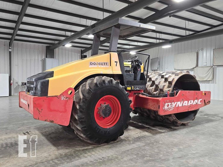 2009-dynapac-ca250pd-image-3