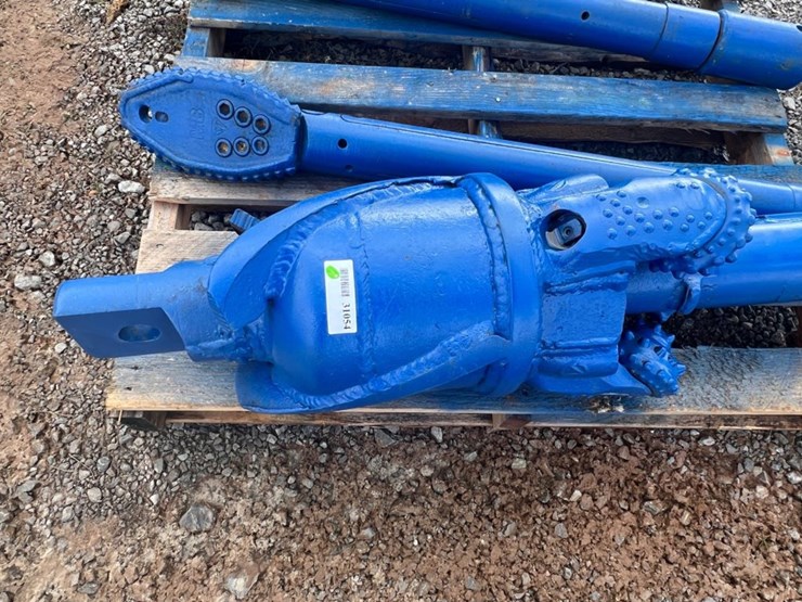 #31752-•-lot-of-(2)-rock-hole-openers-image-2