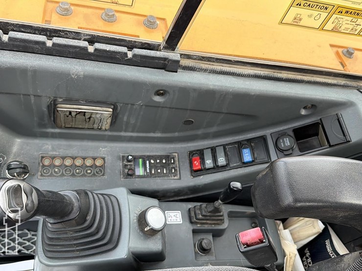 2017-hyundai-robex-60cr-9a-image-11