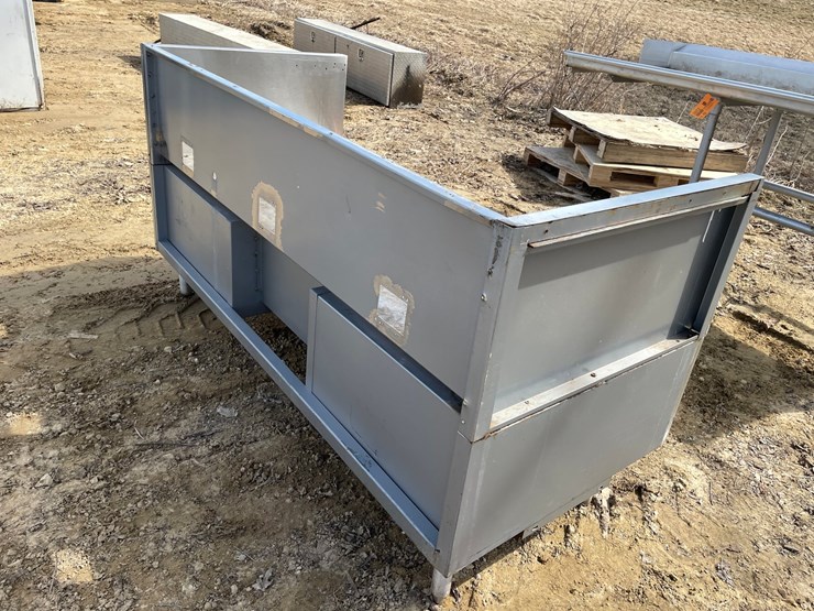 #3973-•-stainless-steel-prep-table-image-5