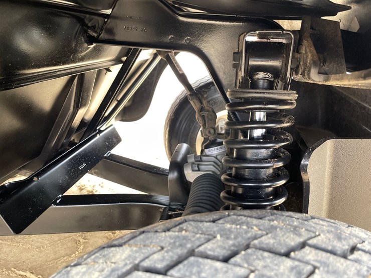 #605-•-ez-go-rxv-electric-golf-cart-image-44