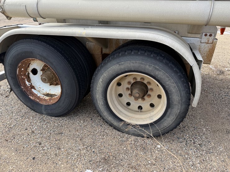 2009-heil-trailer-image-4