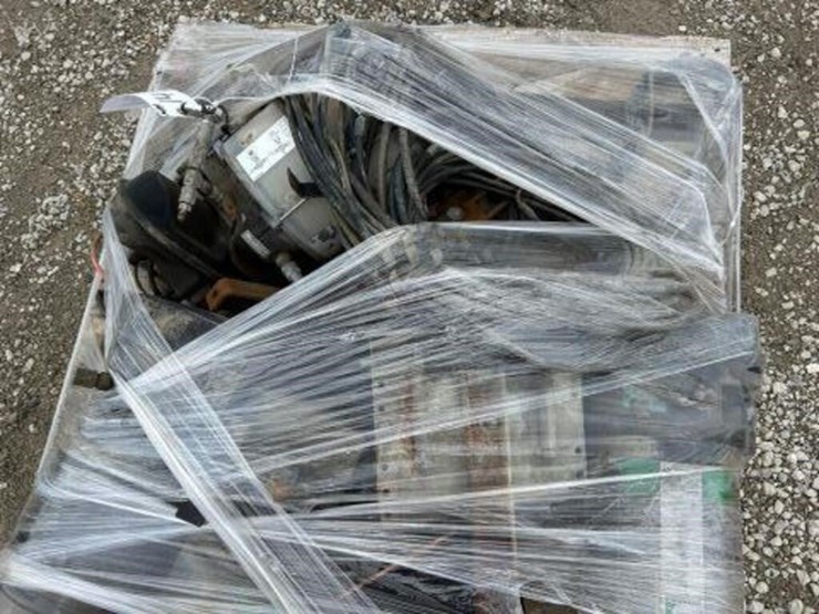 qty-of-groeneveld-auto-greasers-image-10