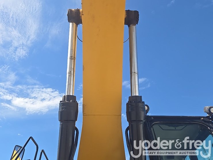 2017-caterpillar-336fl-image-36