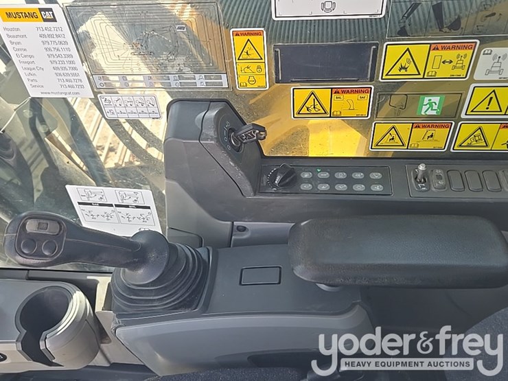 2017-caterpillar-336fl-image-103