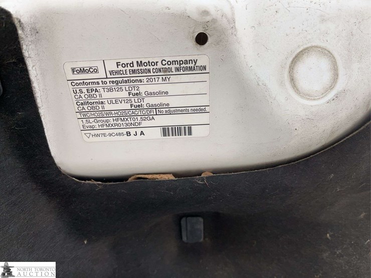 2017-ford-escape-image-19