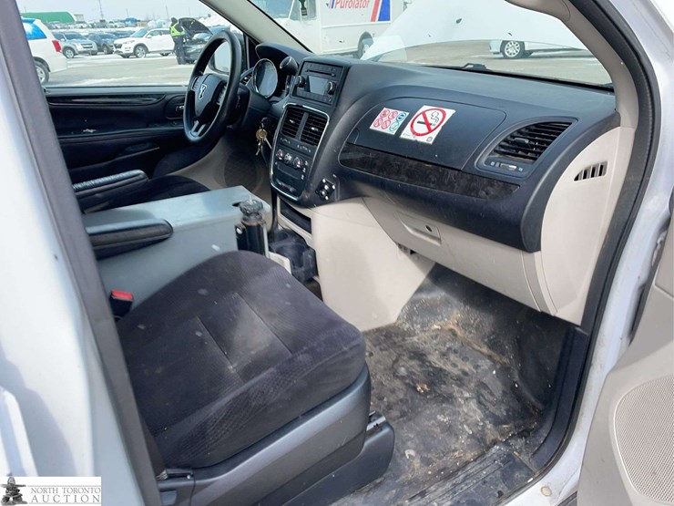 2014-ram-c/v-image-23