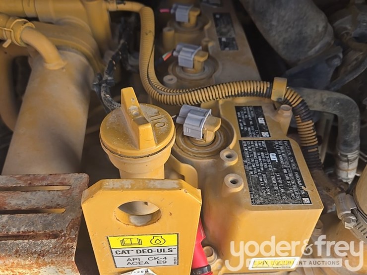 2021-caterpillar-289d3-image-62