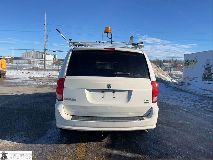 2012-ram-c/v-tradesman-image-6