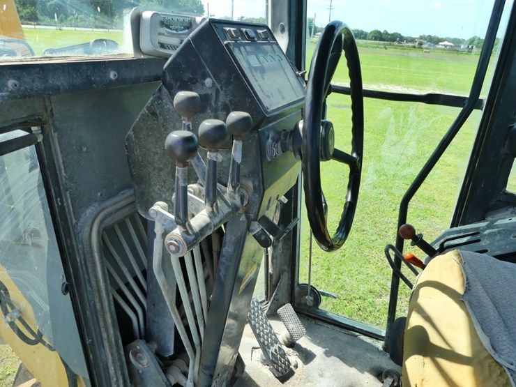 deere-670ch-image-17