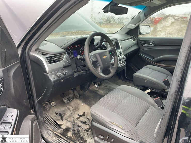 2015-chevrolet-tahoe-image-11