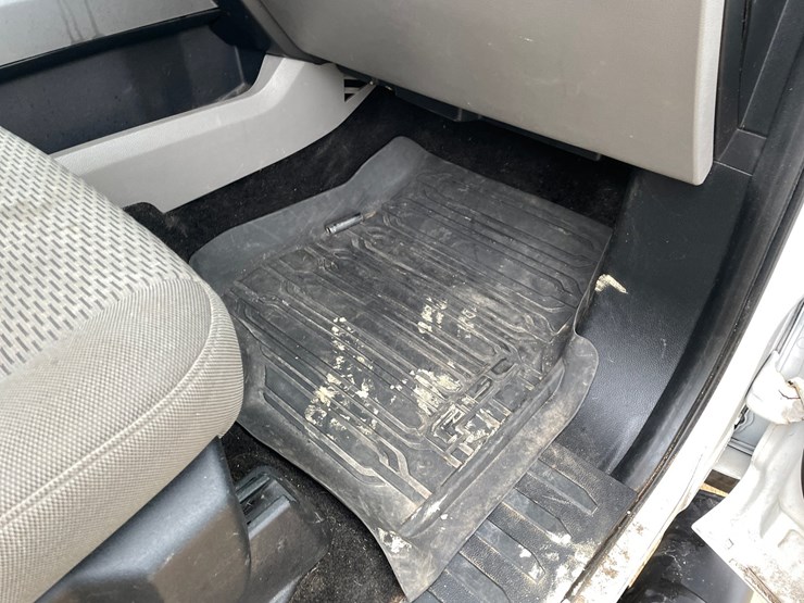 2018-ford-f150-image-42