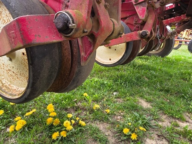 international-800-image-10