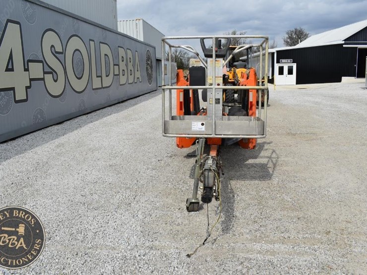 2018-jlg-t350-image-11