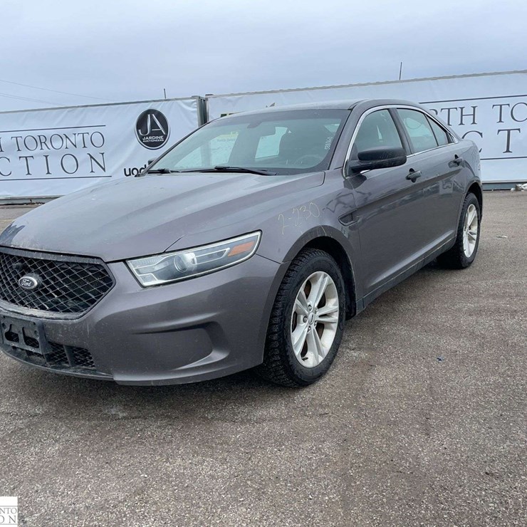 2015 Ford Taurus