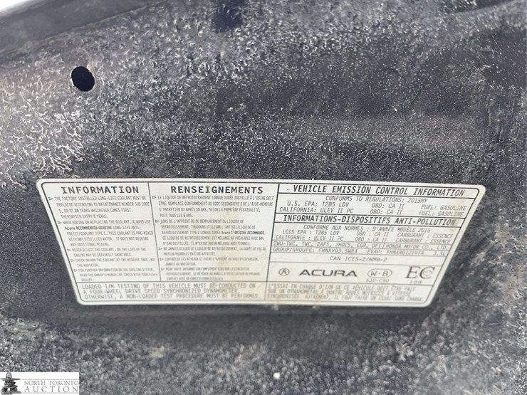 2015-acura-tlx-image-12