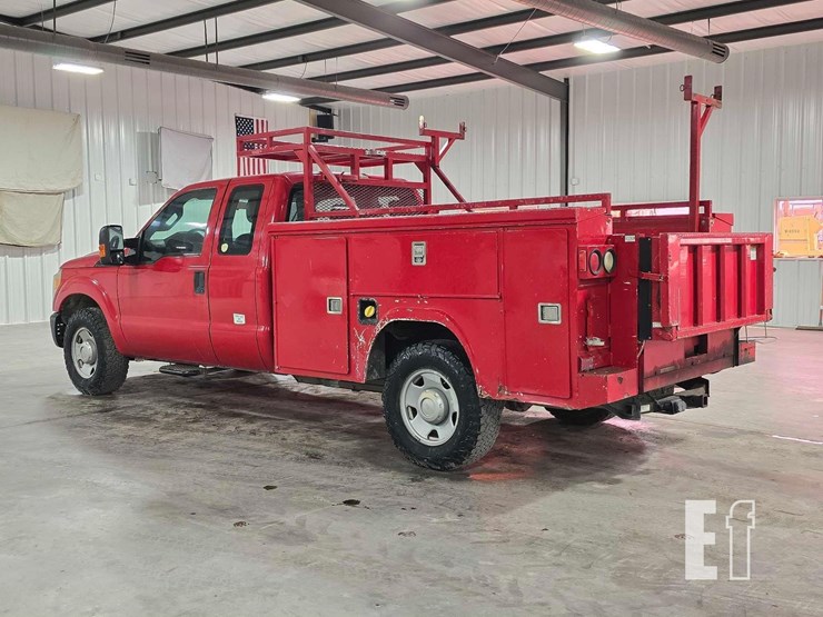 2013-ford-f350-image-4