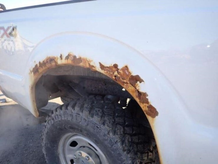 2016-ford-f350-xlt-image-37