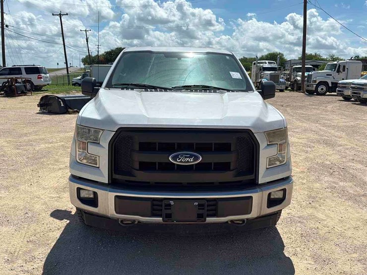 2017-ford-f150-image-2