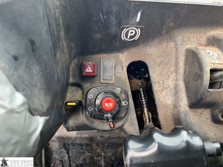 2017-kubota-rtv-x1100c-image-17