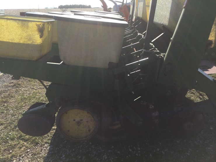john-deere-7000-image-5