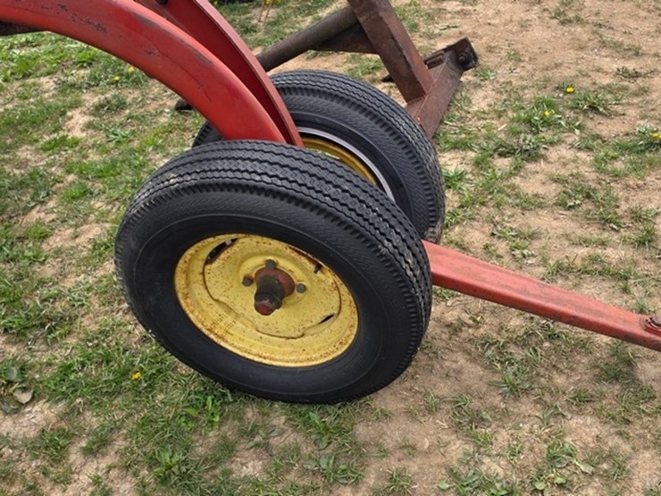 new-holland-258-image-16