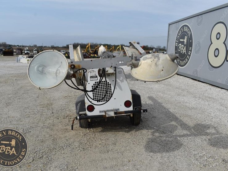 allmand-bros-towable-light-tower-42908-image-4
