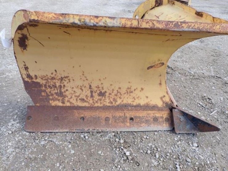 4-ft-v-plow-045366-image-11