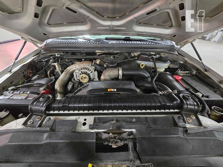 2007-ford-f550-image-17