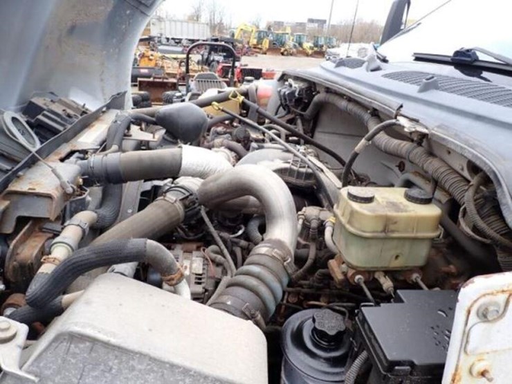 2017-ford-f750-image-25