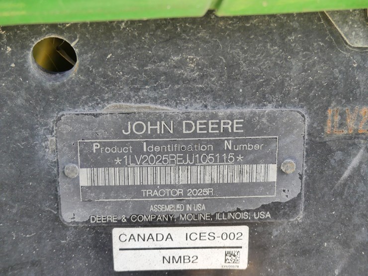 2025-john-deere-2025r-image-14