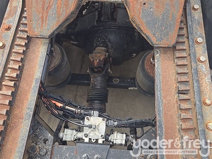 2014-kenworth-t800-image-52