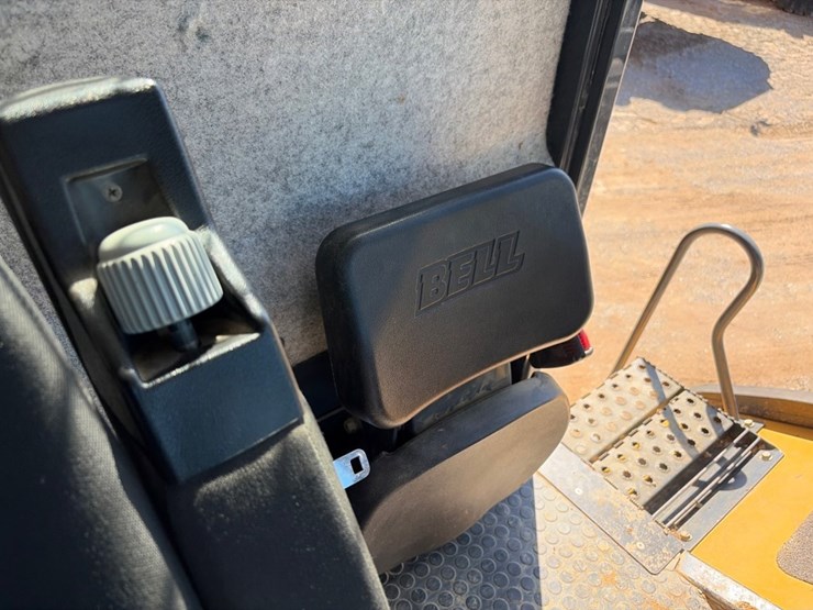 2021-bell-b30e-image-18