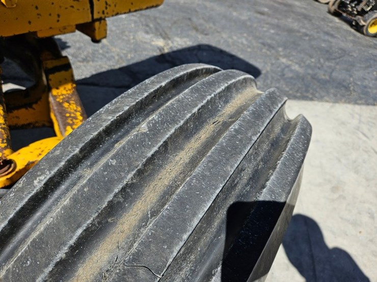 1967-john-deere-700-image-43