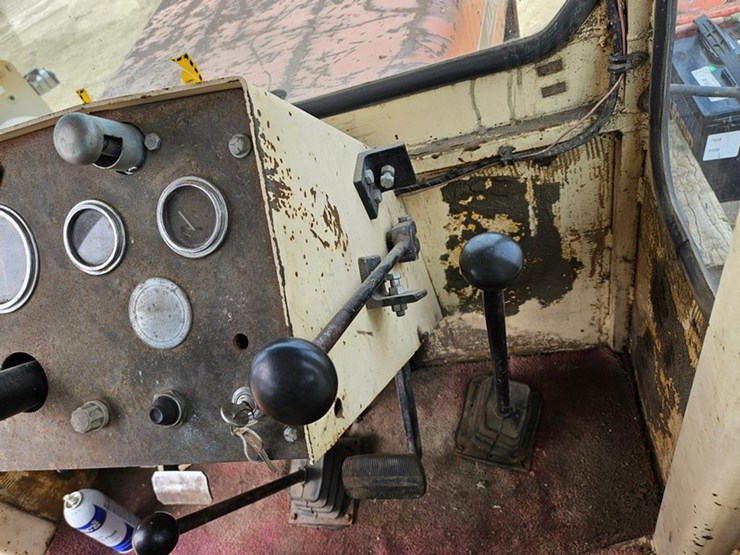 allis-chalmers-440-image-28