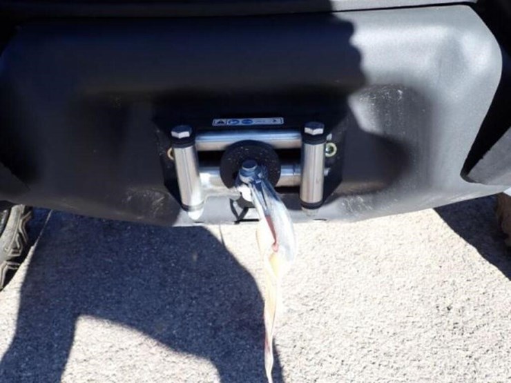 2021-can-am-defender-limited-hd10-4x4-side-by-side-image-27