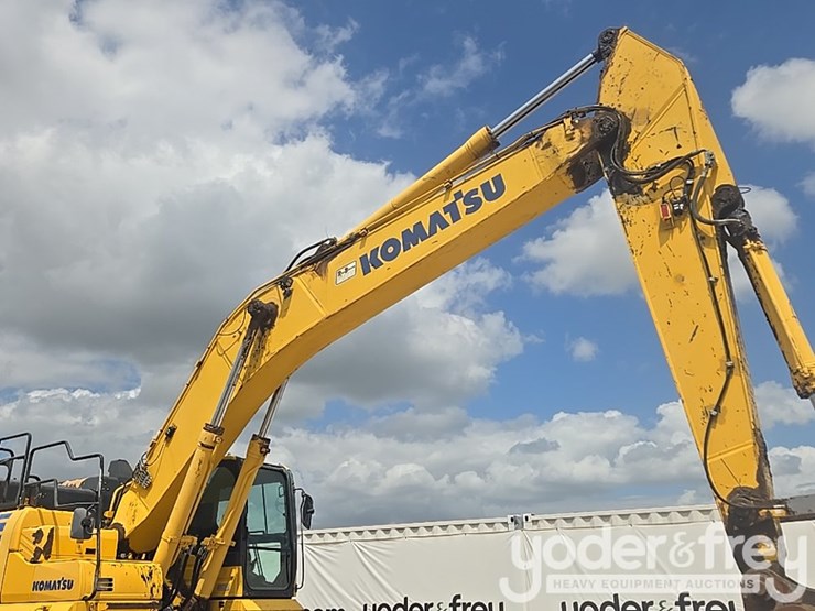 2015-komatsu-pc490-lc-11-image-36