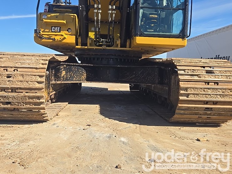 2019-caterpillar-336-image-22